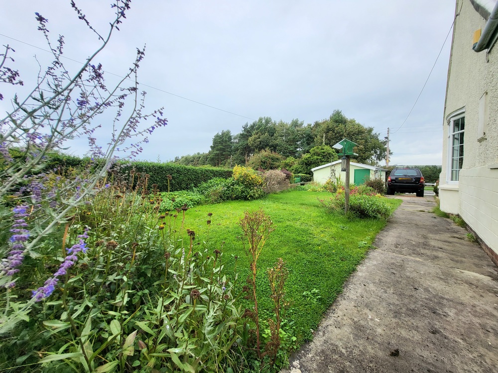 Astley House Target Property NE