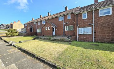 Deliberately Under-pricing to Sell Quickly, or Over-pricing just to get the Listing!